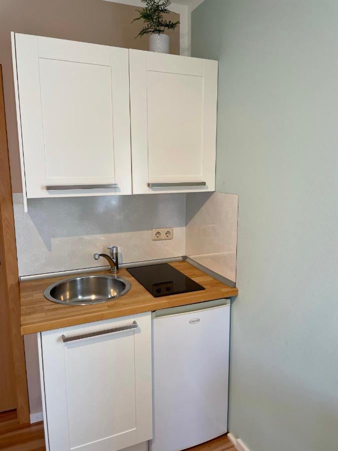 Apartment Ferienzimmer/wohnung Am Kurstrand, Wlan Zingst